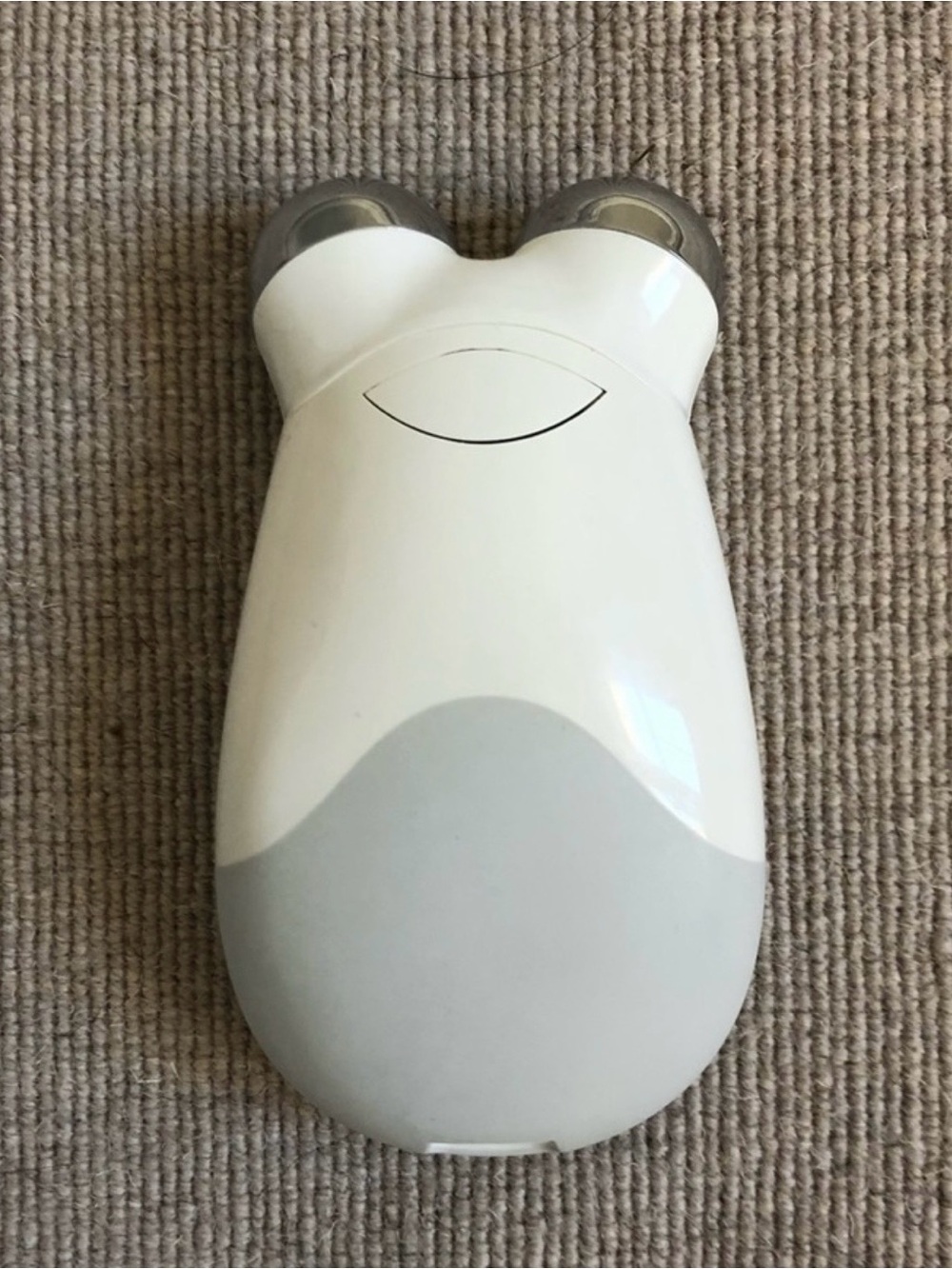 NuFace White and Silver Dual-Sphere Facial Toning Device - Picture 3 of 7